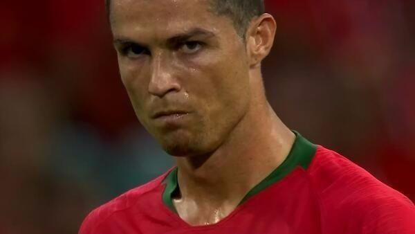 他通过社交 他通过社交