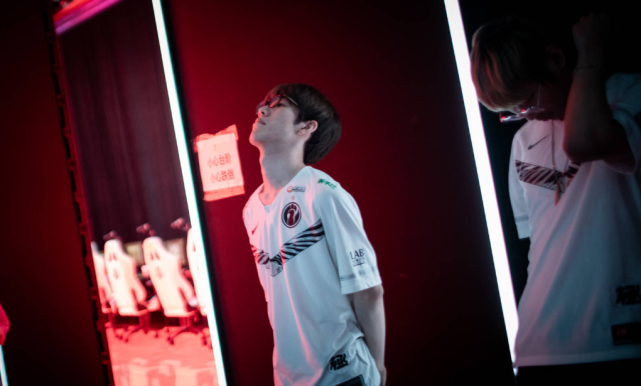 一个稳定的 一个稳定的