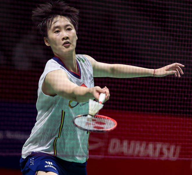 财务或亲密 财务或亲密